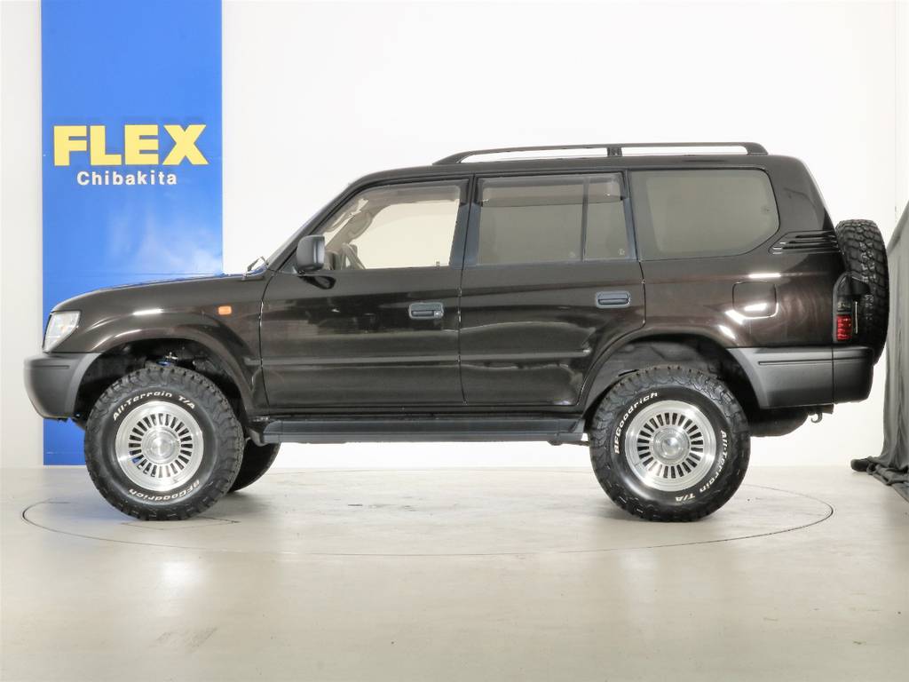 その他カスタムもお任せください！様々なカスタムパーツの取り付け事例もございます！