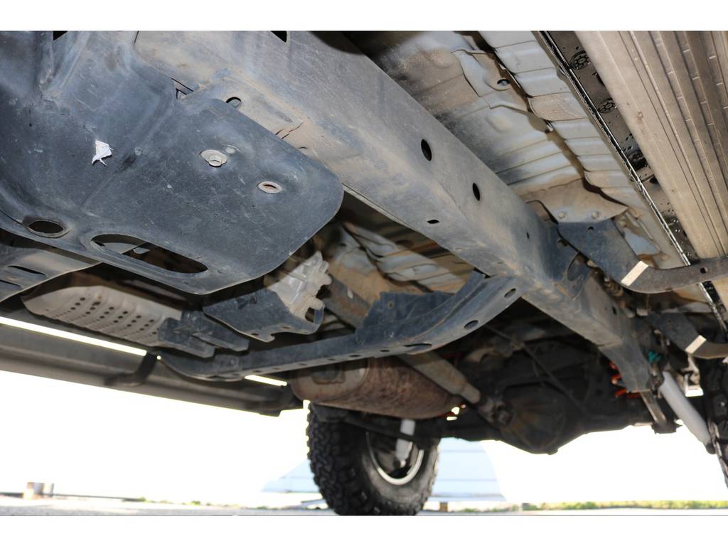 ご納車前に高圧洗浄後、防腐パスター仕上げ致します。