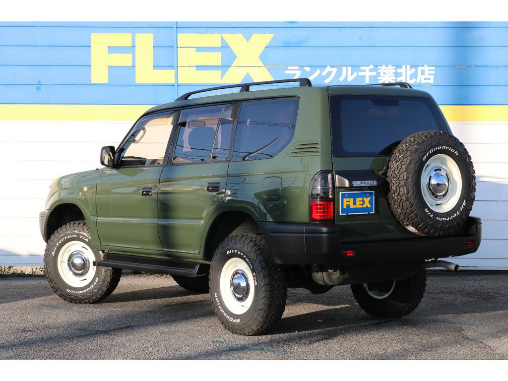 背面タイヤまで５本セットでインストール☆オシャレな１台に仕上がりました☆