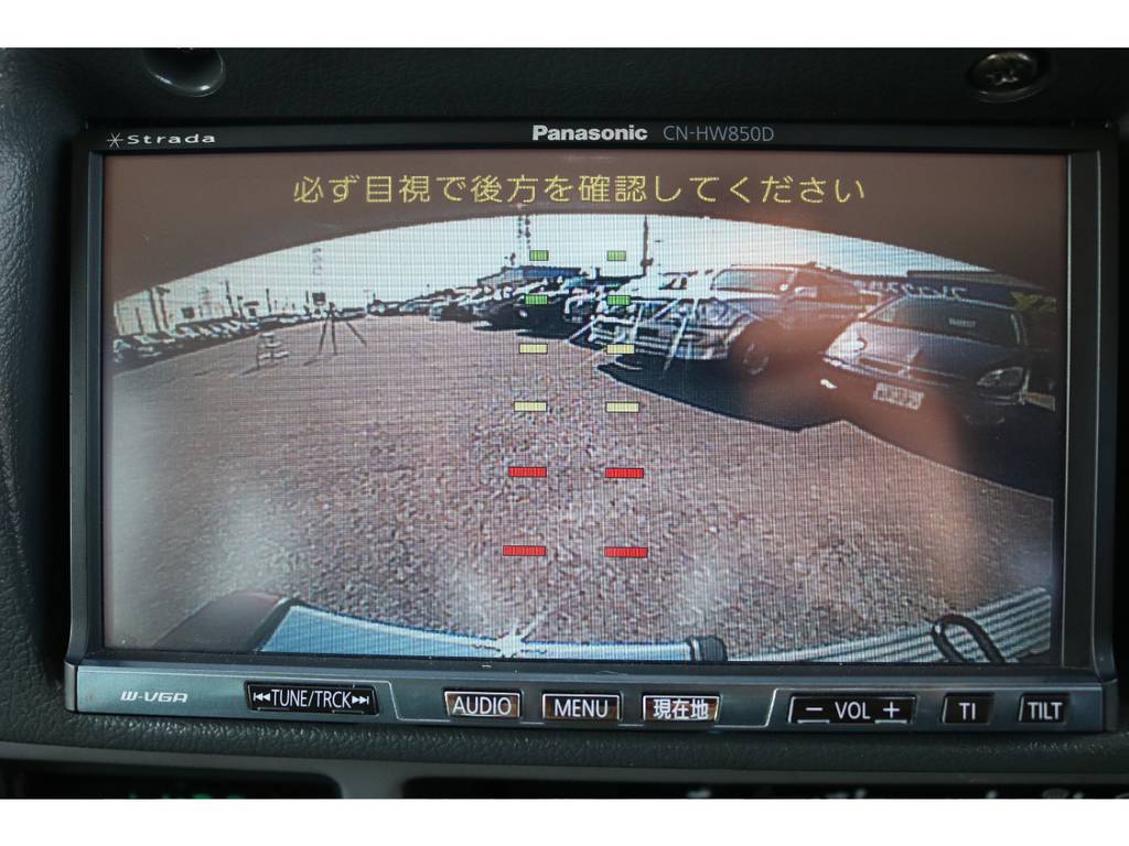 全車１年保証付販売とさせて頂いておりますので古いお車から新しいお車まで当店で販売するお車全車ですのでご購入後も安心してお乗り頂けます。 専門店ならではのＦＬＥＸオリジナルの１年保証です。