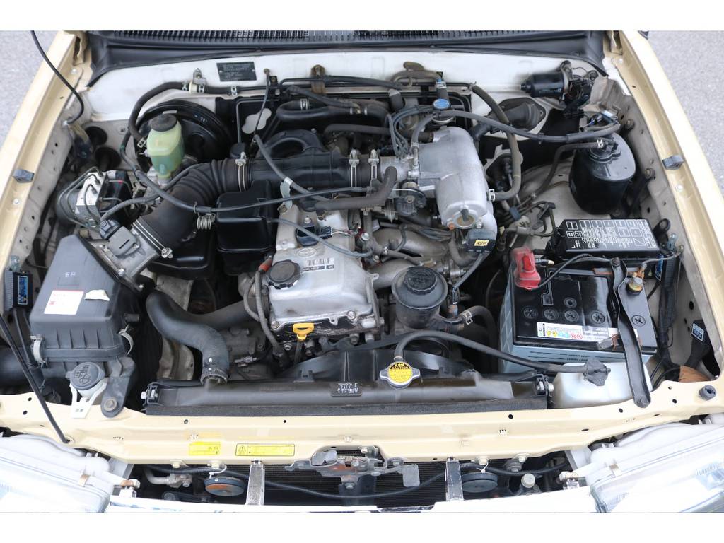 ２７００ｃｃのエンジンはお財布にも優しく維持費も安いお車です☆