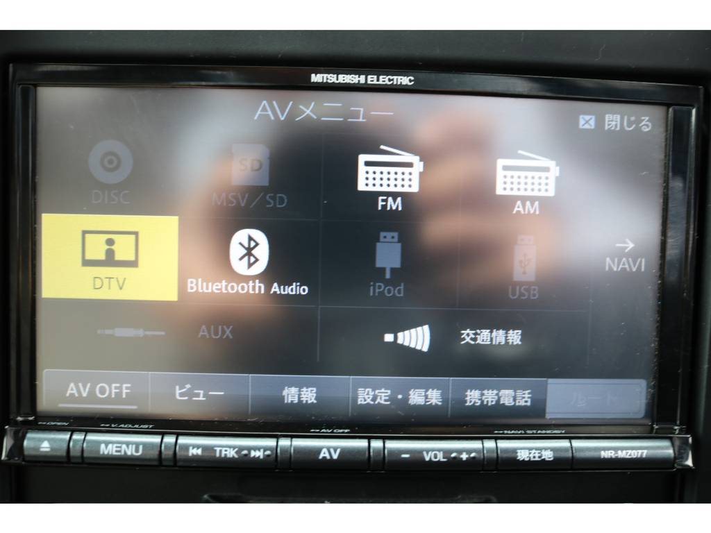 SDナビは、DVDも観れてブルートゥースも接続可能です☆