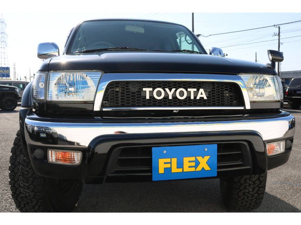 オシャレなTOYOTAグリル☆NEWペイントですのでピカピカです☆