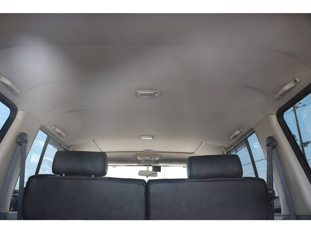 全車ルームクリーニングをしておりますので綺麗な室内です☆