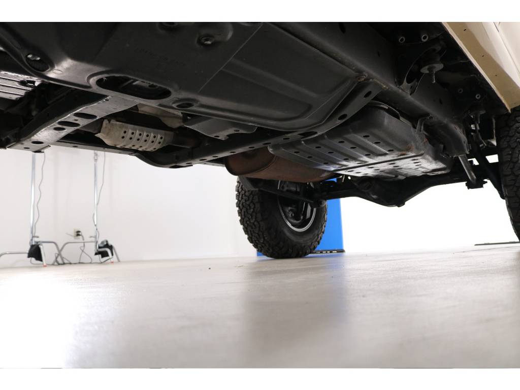 ご納車時には足回りに錆止め防止を施しご納車させて頂きます☆