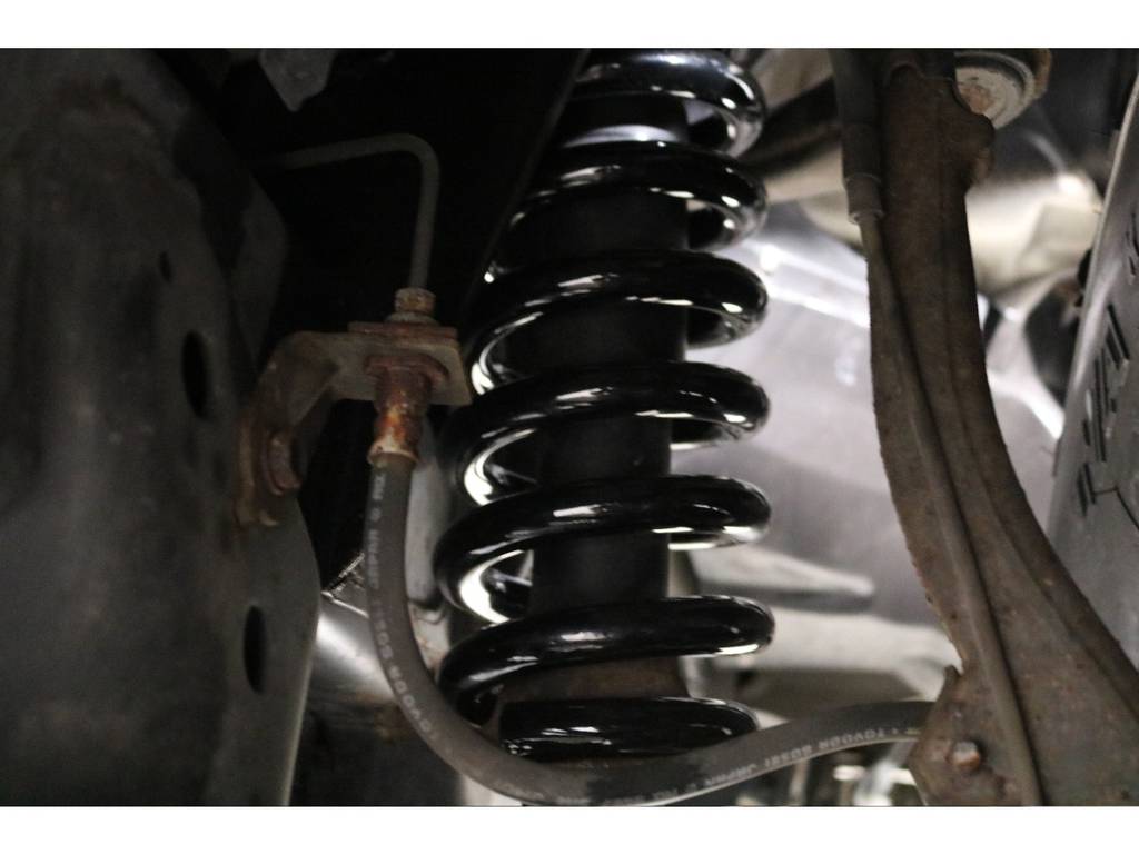 第三者機関でのチェックも行い修復歴の厳しいチェックを行っておりますので修復歴車の無断販売は致しません 。