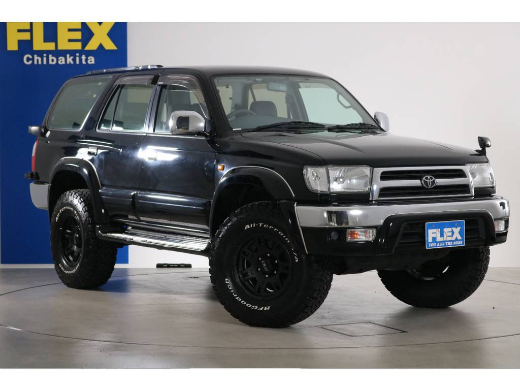 納車後も同じ敷地内に自社工場完備しておりますので、カスタム・車検・などもお気軽に御相談下さい。