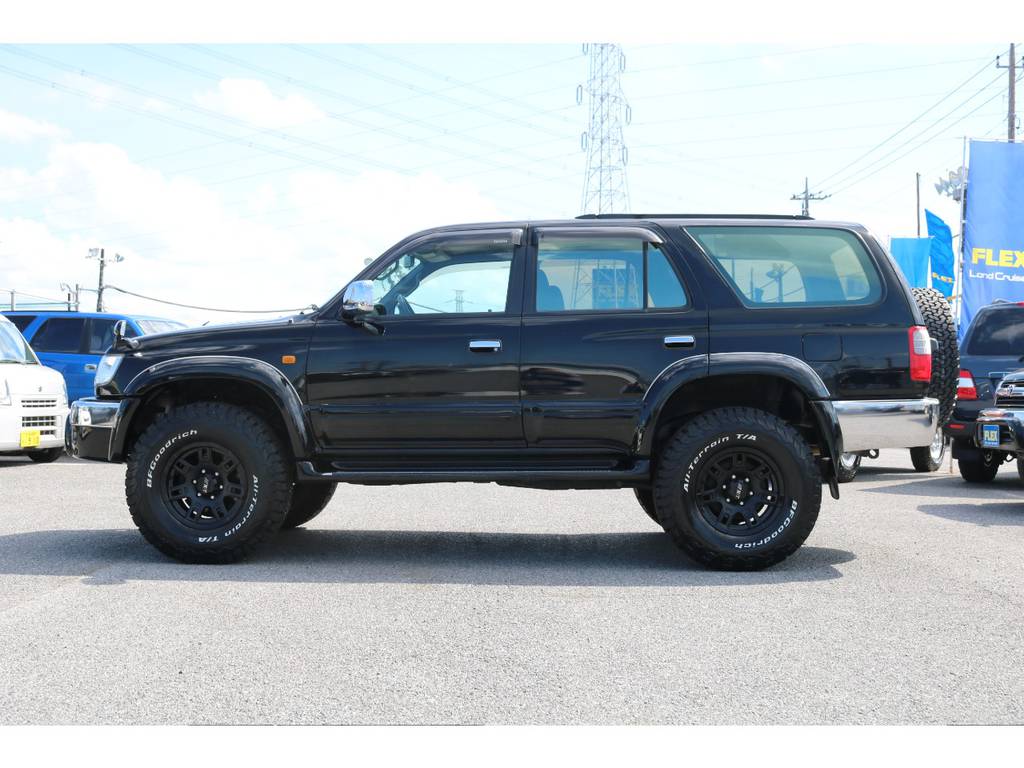 ２インチリフトＵＰしておりますので見た目のバランスも良くカッコいいです☆