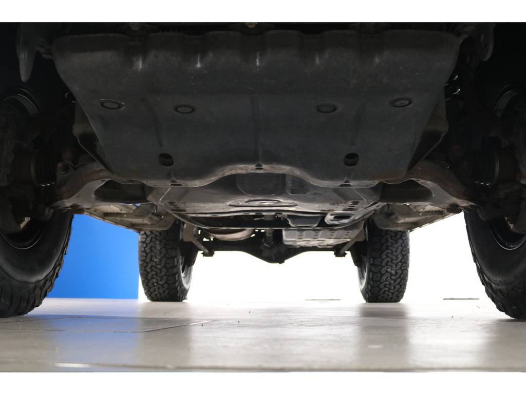 ご納車時には足回りに錆止め防止を施しご納車させて頂きます☆