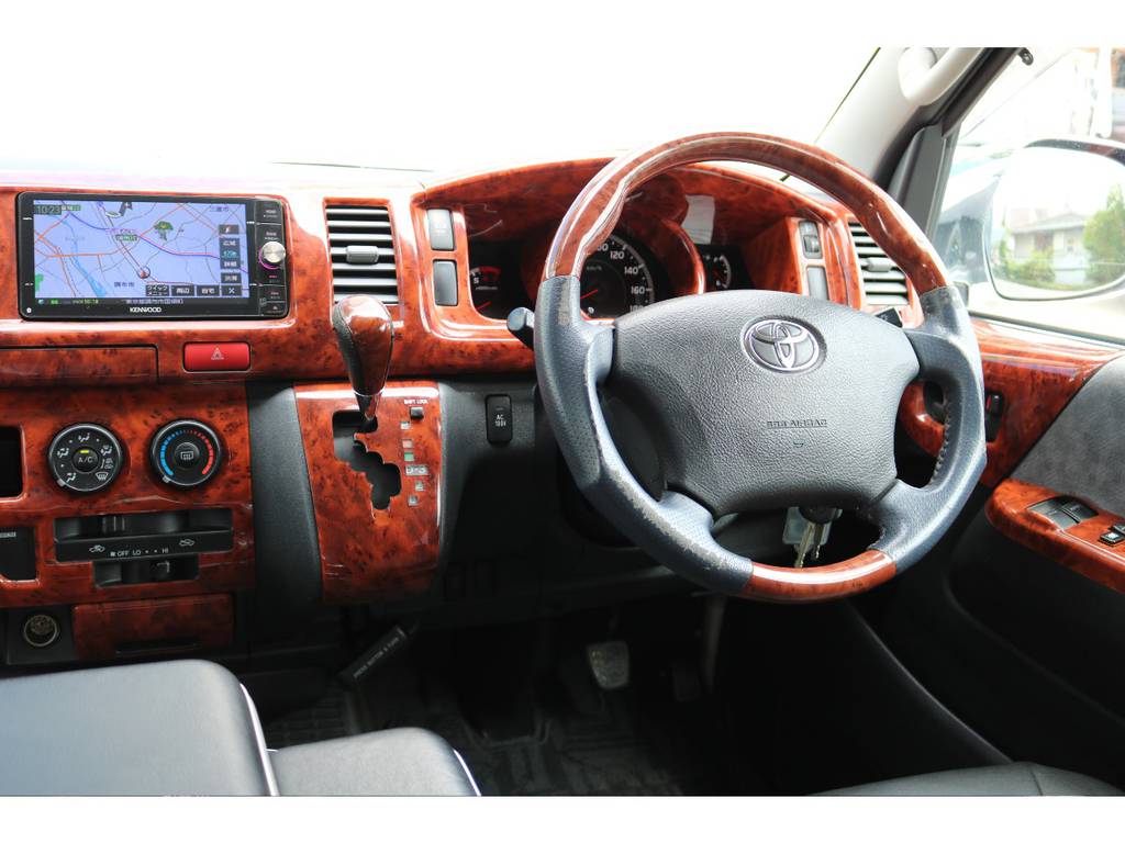 ウッドコンビハンドル＆インテリアパネル！