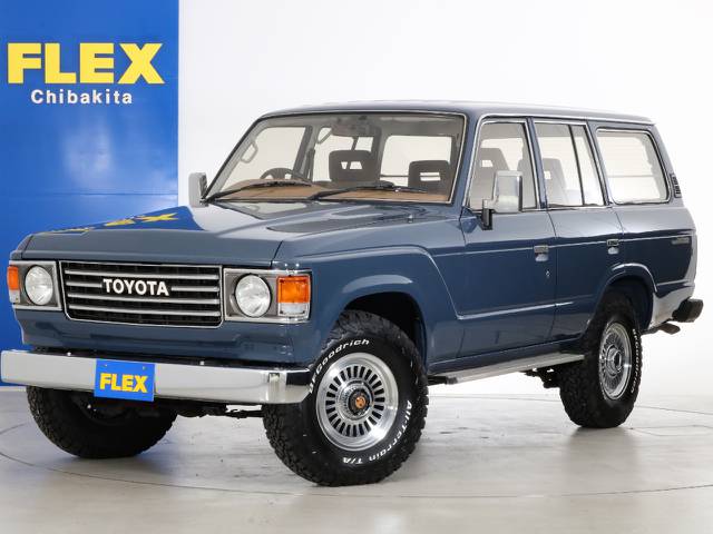 丸目換装ＮＥＷペイントアルルブルーのクラシック感のあるランクル６０の入庫です！