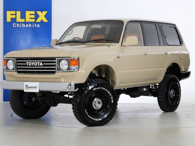 ＮＥＷオールペイントベージュにオリジナル丸目換装＆ナローボディでおしゃれにカスタムした１台が入庫致しました！