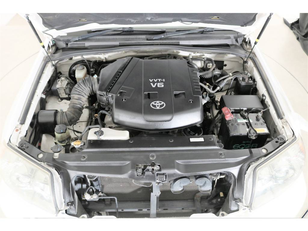 Ｖ６、４０００ｃｃガソリンエンジン☆ハイパワーです☆