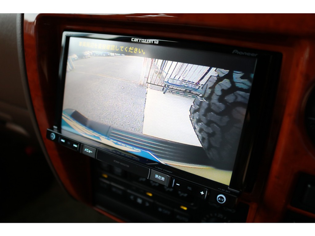 バックカメラも装備の為駐車も安心です！