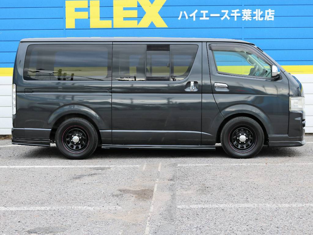 元の状態から約3.5センチ車高を落としています！普段使いも気を遣わずに乗れるのがポイントです♪