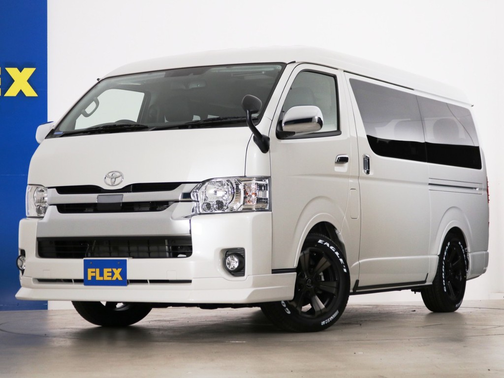 新車未登録　ハイエースワゴンＧＬ　ガソリン４ＷＤ　１０人乗り３ナンバー登録　寒冷地仕様　ＦＬＥＸオリジナル内装アレンジ【Ｖｅｒ１】！