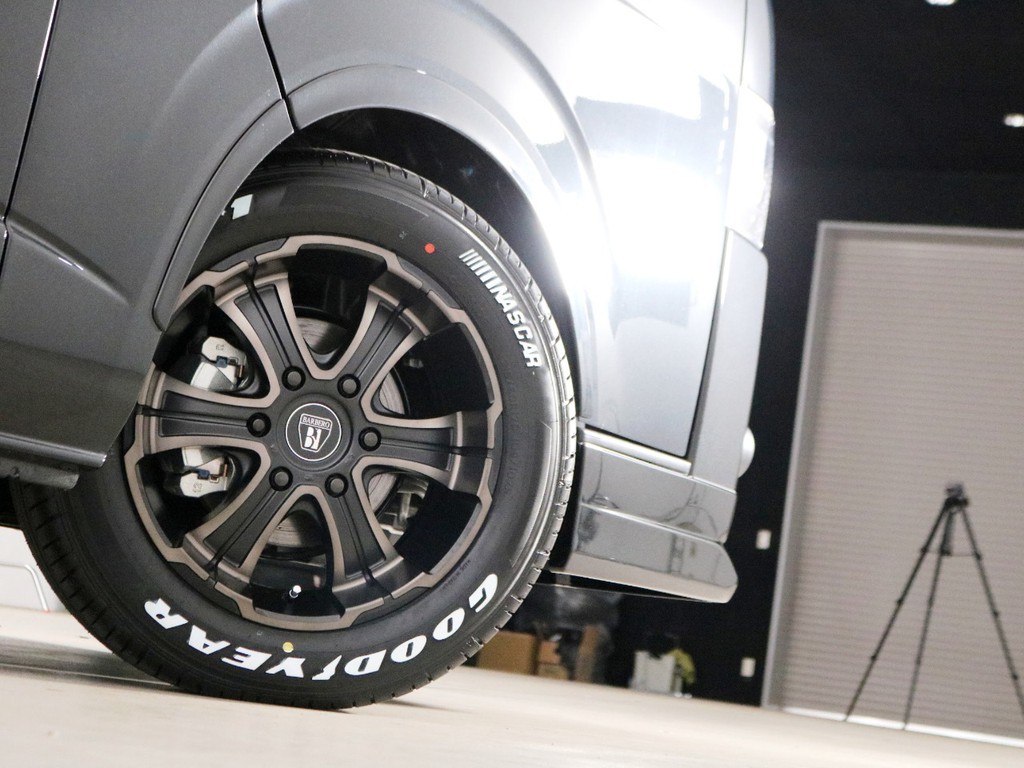 クリムソン　バルベログランデ　１７インチアルミホイール！　ＦＬＥＸ限定カラー♪