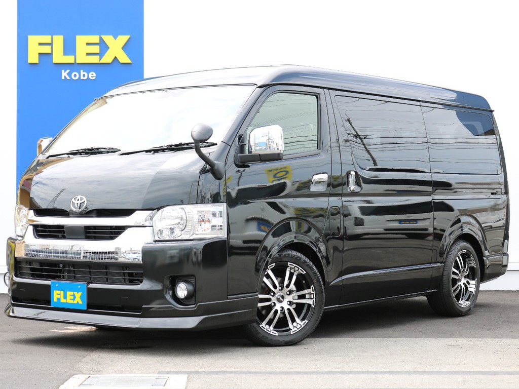 【新型改良後モデル】オーディオコンプリートパッケージが完成しました！　トリプルモニター・ルーフスピーカーを完備しています！　助手席や後部座席に着席の方をおもてなし出来る一台です♪