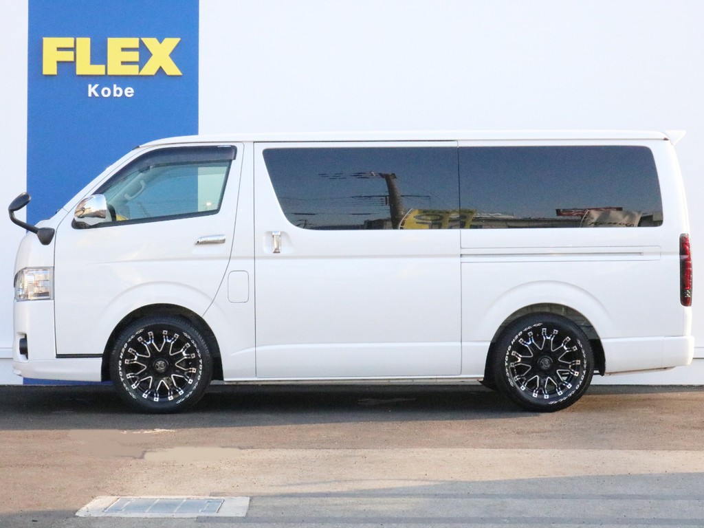 １インチローダウン施工済みです。車高公認取得致しますので車検の際も安心です♪　車高戻し、更なるローダウンなどのご要望もお受けいたしますので、お気兼ねなくご要望下さい。