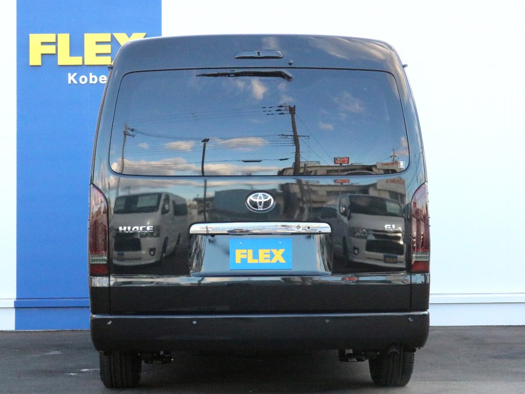 ハイエース（レジアスエース）、リノカ、グランエースをお探しならまずはFLEX神戸店へ！　神戸店展示車両は勿論、全国のFLEXが保有するハイエースの中から貴方にぴったりの一台をお探し致します！