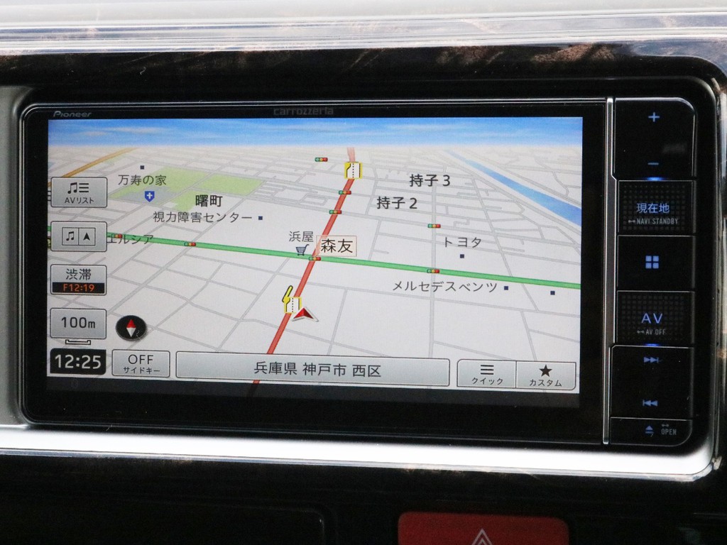 パイオニアＳＤフルセグナビを搭載！　ナビとしては勿論、オーディオや映像モニターとしても優秀な一品です。