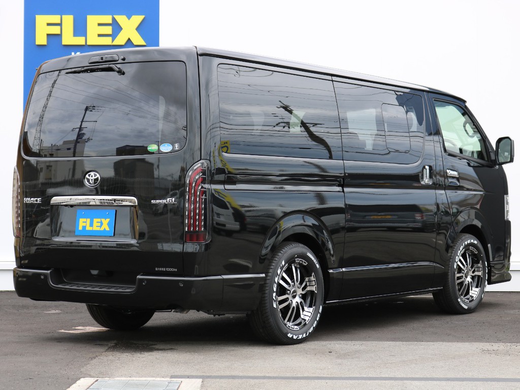 ハイエース、リノカのことなら専門店のFLEXハイエース神戸店へ！　常時25台以上の展示車両と、全国のFLEXにある700台以上の車両の中から、貴方にぴったりの一台をお探し致します。