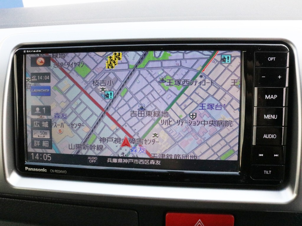 PanasonicストラーダSD地デジナビを搭載！　旅行や送迎にも活躍出来ます！