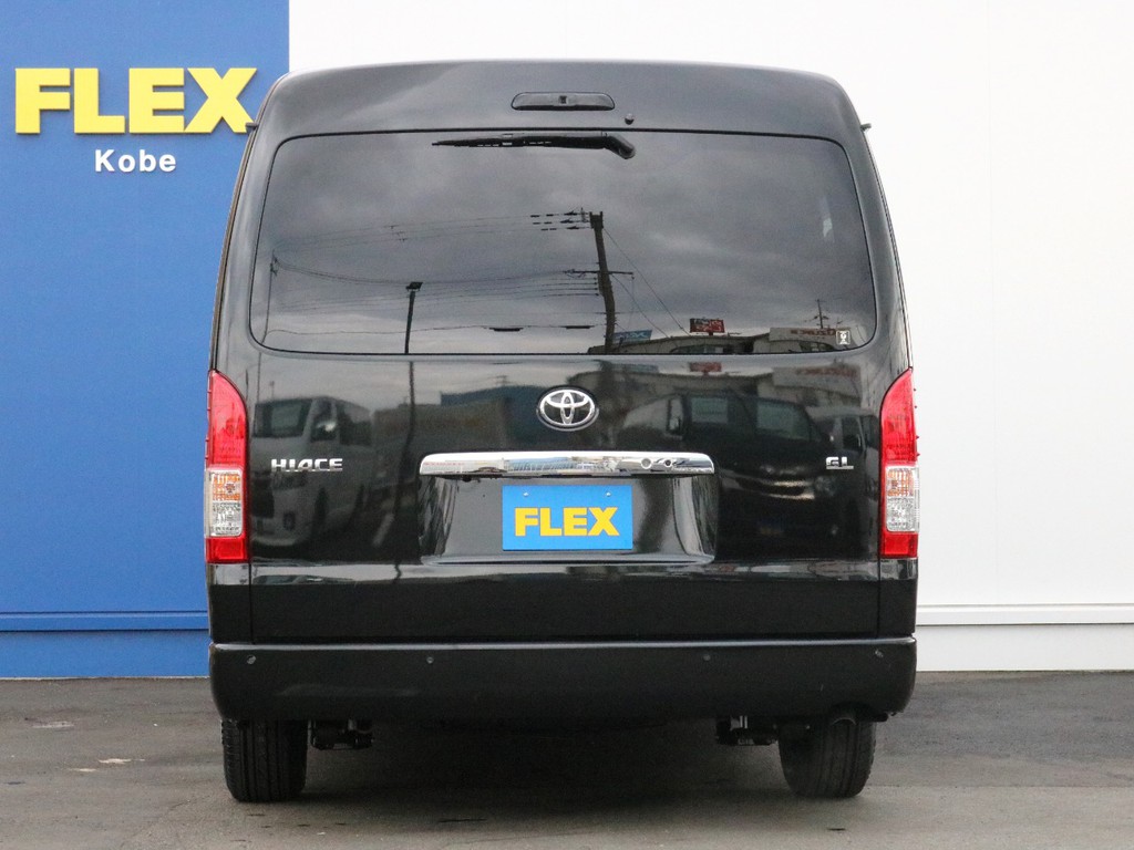 ハイエースの事なら専門店のＦＬＥＸハイエース神戸へ！　神戸店の展示車両は勿論の事、全国のＦＬＥＸが保有するハイエースの中から貴方にぴったりの一台をお探し致します！