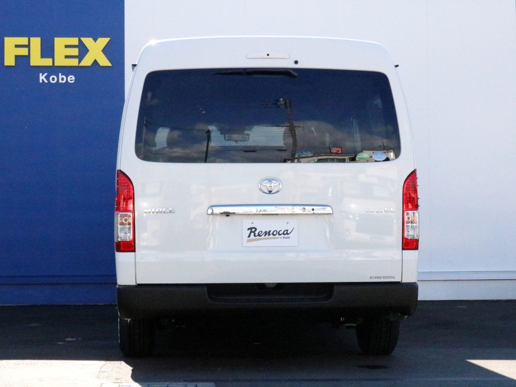 ハイエースをお探しならＦＬＥＸ神戸店まで！　神戸店の展示車両は勿論の事、全国のＦＬＥＸが保有するハイエースの中から貴方にぴったりの一台をお探し致します！　まずはご来店、お問合せを！
