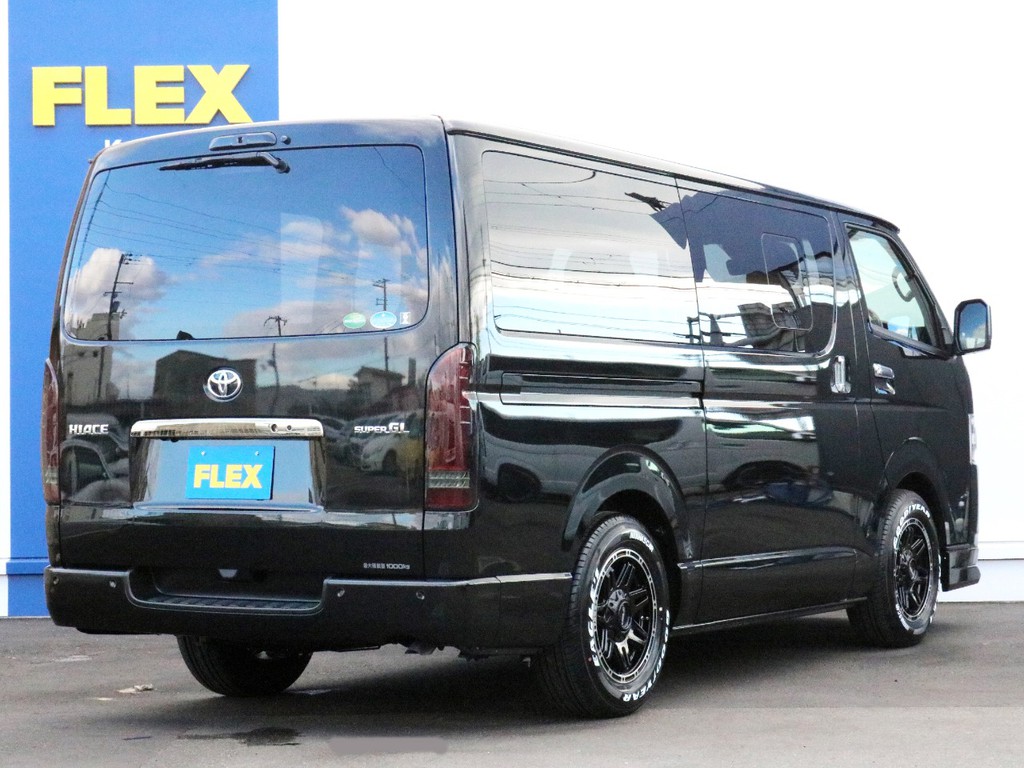 ハイエースの事なら専門店のＦＬＥＸハイエース神戸へ！　新車中古車販売は勿論の事、経費が使えるリースやローンを使った販売など、新たなハイエースライフを始めるお手伝いを致します。