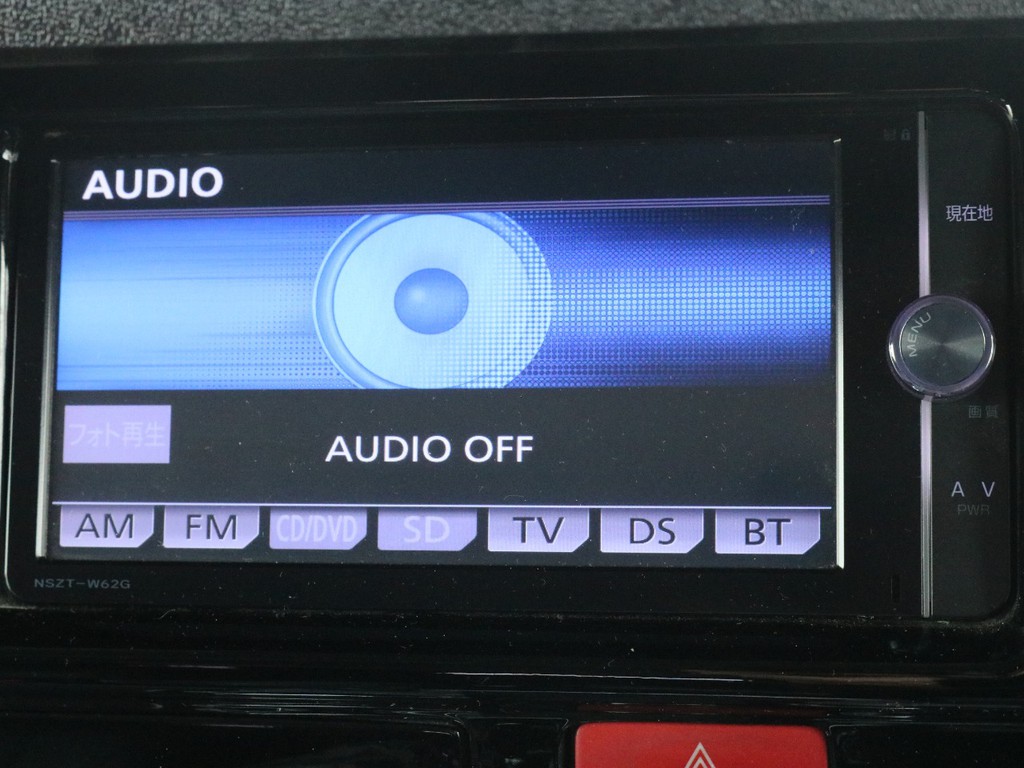 TOYOTA純正SDナビ（NSZT-W62G）を装着！　ナビとしては勿論、オーディオとしてもご活用頂けます。