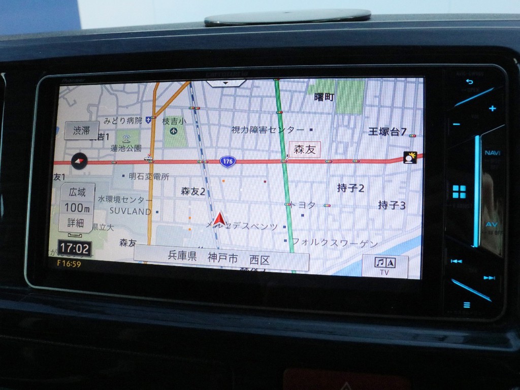 カロッツェリアサイバーナビ（ＡＶＩＣ－ＣＷ９００）を装着済み！　快適なドライブは快適なナビから！　ナビとしては勿論、オーディオとしてもご活用頂けます。