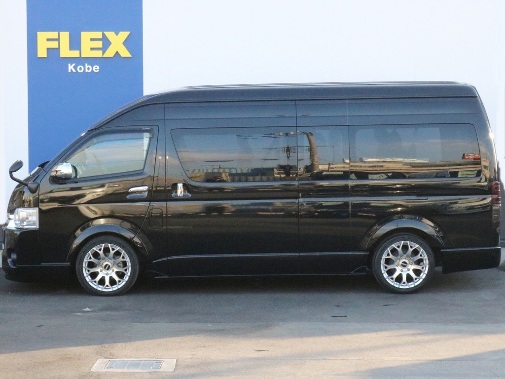 2インチローダウン施工済み！　更なる車高調整や車高純正戻しもお受けいたしますのでお気兼ねなくお申し付けください。