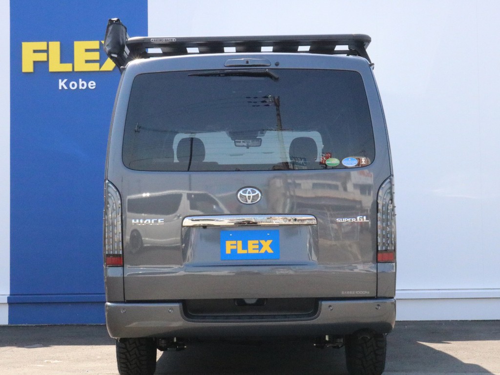 ハイエースの事なら専門店のＦＬＥＸハイエース神戸へ！　新車中古車販売は勿論、経費が使えるリースやローンを使った販売など新たなハイエースライフを始めるお手伝いを致します！