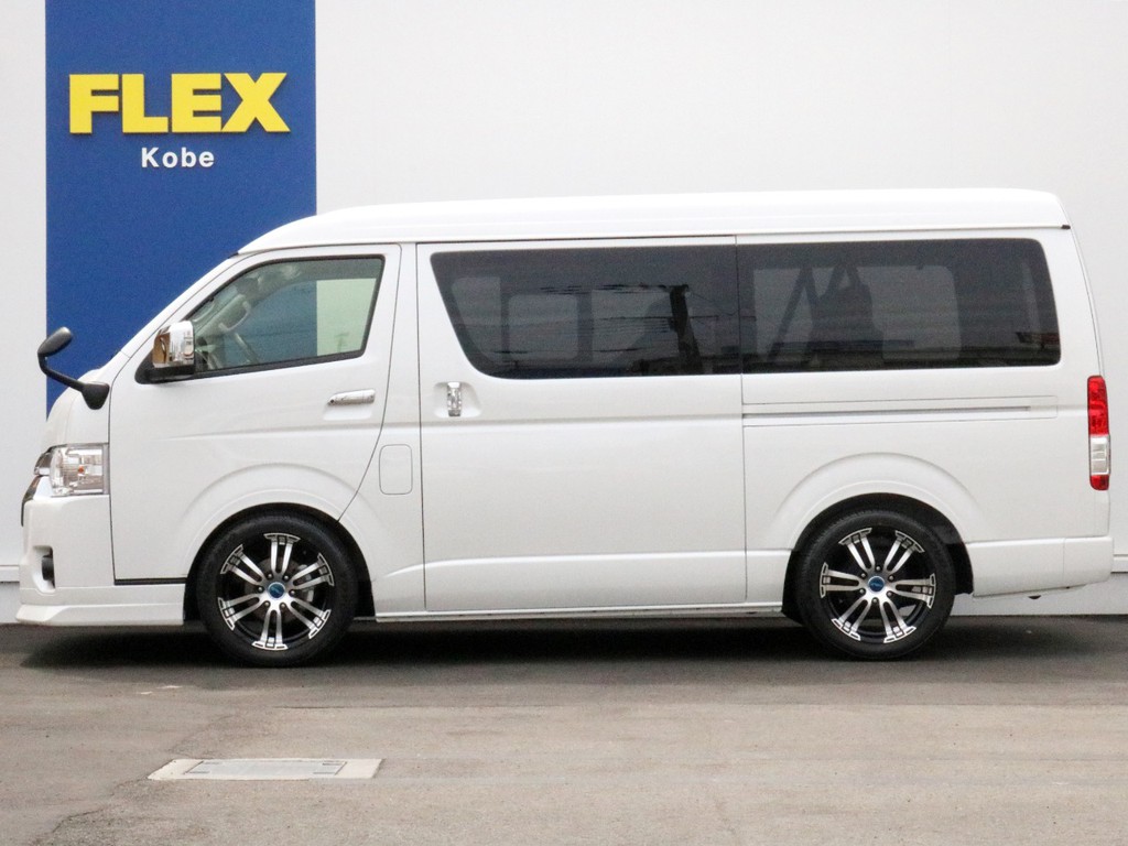 1.5インチローダウンを施工済み！　車高公認取得致しますので継続車検の際も安心です。更なる車高調整や純正戻し等ご要望が御座いましたらお気兼ねなくお申し付け下さい。
