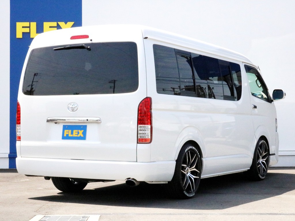 ハイエースの事なら専門店のＦＬＥＸハイエース神戸店へ！　新車中古車販売は勿論、経費が使えるリースやローンを使った販売など新たなハイエースライフを始めるお手伝いを致します！