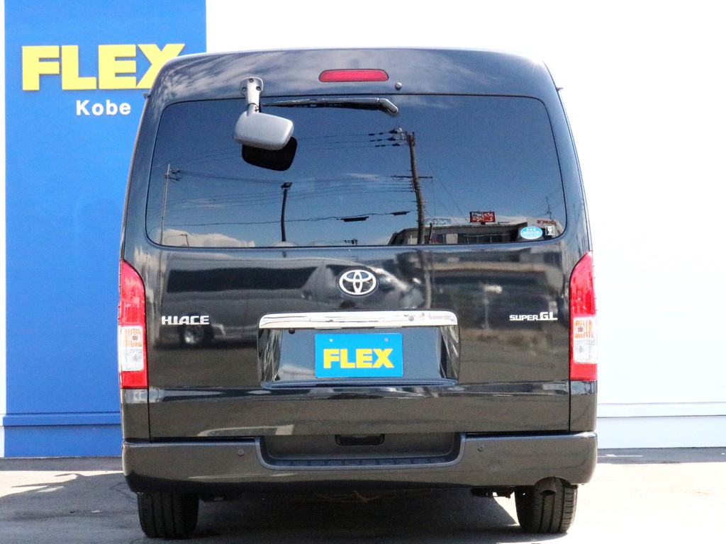 ハイエースをお探しならFLEXハイエース神戸店まで！　神戸店の展示車両は勿論、全国のＦＬＥＸが保有するハイエースの中から貴方にぴったりの一台をお探し致します。