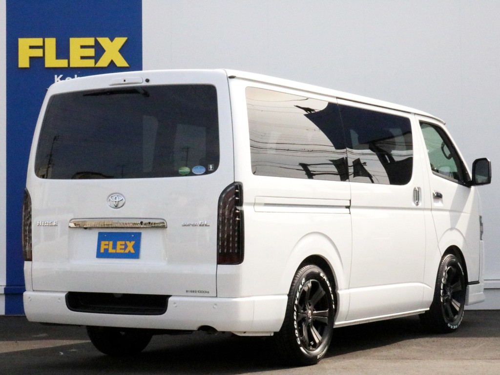 ハイエースの事なら専門店のＦＬＥＸハイエース神戸店まで！　新車中古車販売は勿論、経費が使えるリースやローンを使った販売など新たなハイエースライフを始めるお手伝いを致します！