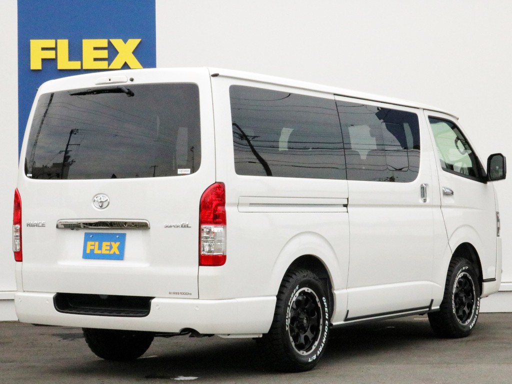 ハイエースの事なら専門店のＦＬＥＸハイエース神戸店へ！　新車中古車販売は勿論、経費が使えるリースやローンを使った販売など新たなハイエースライフを始めるお手伝いを致します！