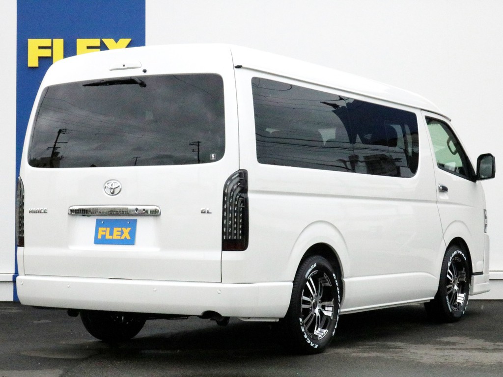ハイエースの事なら専門店のＦＬＥＸハイエース神戸店へ！　新車中古車販売は勿論、経費が使えるリースやローンを使った販売など新たなハイエースライフを始めるお手伝いを致します！
