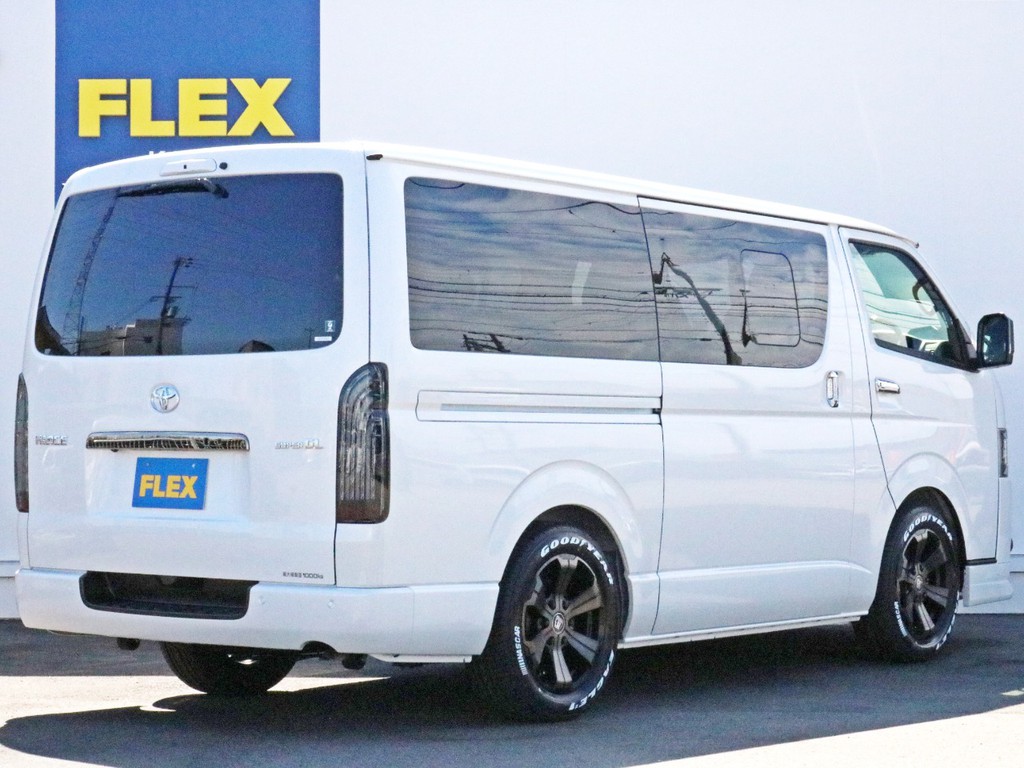 ハイエースの事なら専門店のＦＬＥＸハイエース神戸店へ！　新車中古車販売は勿論、経費が使えるリースやローンを使った販売など新たなハイエースライフを始めるお手伝いを致します。