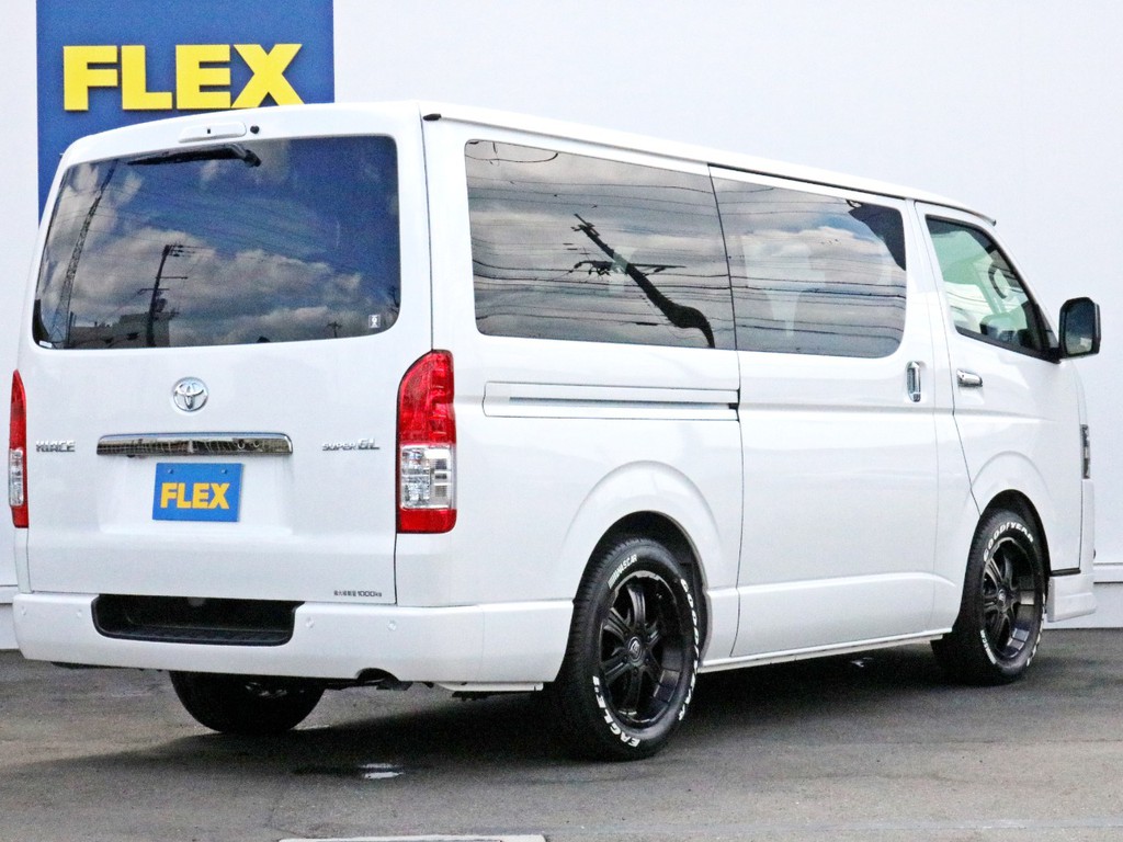 ハイエースの事なら専門店のＦＬＥＸハイエース神戸店へ！　新車中古車販売は勿論、経費が使えるリースやローンを使った販売など新たなハイエースライフを始めるお手伝いを致します！