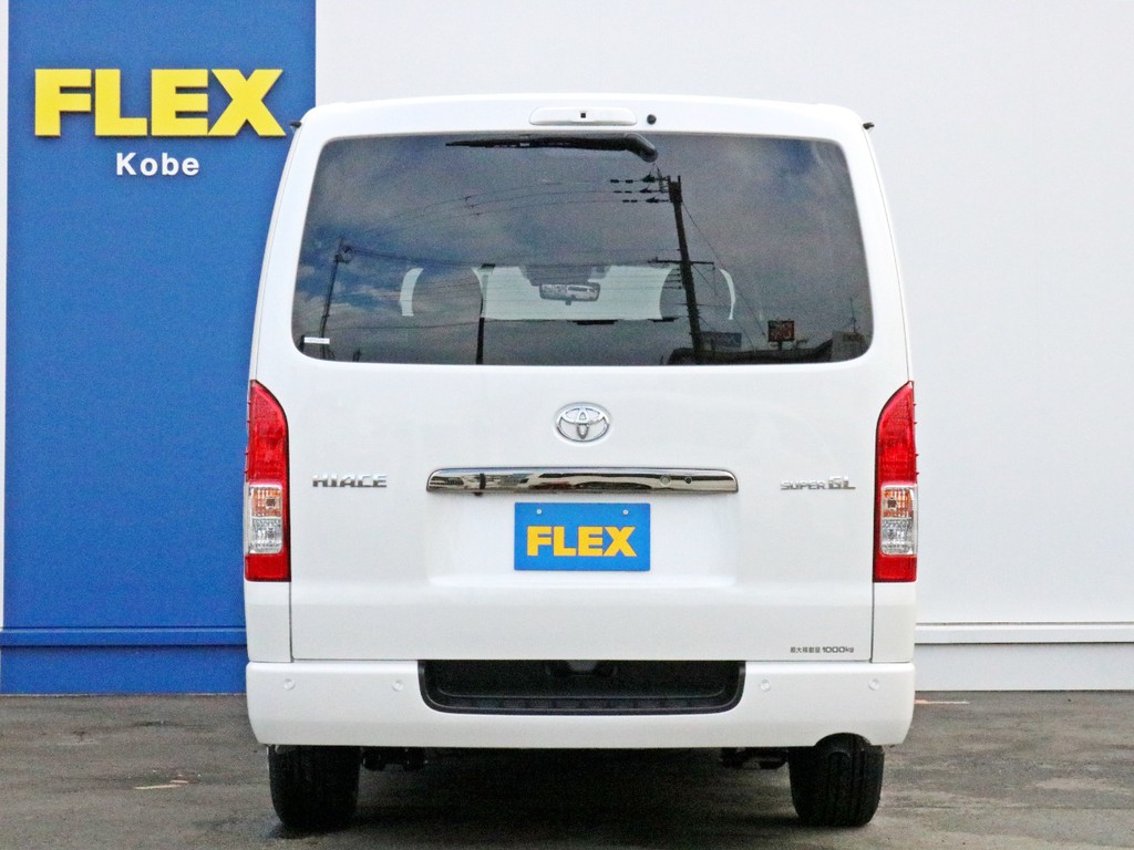 ハイエースをお探しなら専門店のＦＬＥＸハイエース神戸店へ！　神戸店の展示車両は勿論、全国のＦＬＥＸが保有するハイエースの中から貴方にぴったりの一台をお探し致します！
