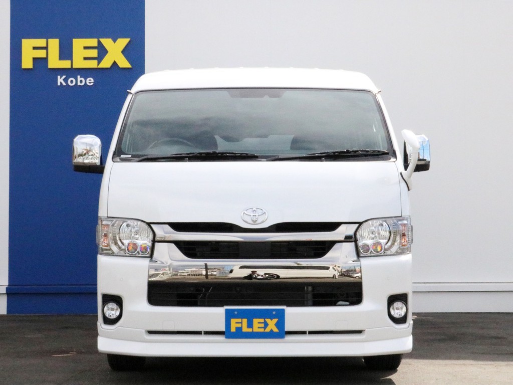 さあ、ハイエースVワイド　ディーゼルターボ２WD　ダークプライムⅡ特別仕様車【FLEXライトカスタムパッケージ】でお出かけしましょう！　ご来店、お問い合わせはお早めに！　専門店のハイエース神戸店まで！