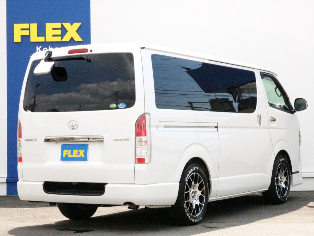 ハイエースの事なら専門店のＦＬＥＸハイエース神戸店へ！　新車中古車販売は勿論、全国のＦＬＥＸが保有するハイエースの中から貴方にぴったりの一台をお探し致します！