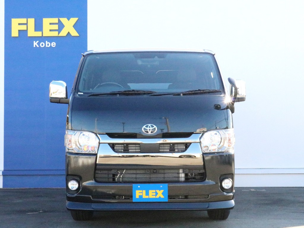 さあ、FLEXの新提案【dogVAN】でワンちゃんと一緒にお出かけしましょう！　製作に時間がかかる車両の為、現車がある今がチャンス！　ご来店お問い合わせはFLEX神戸店まで！　お早めに！