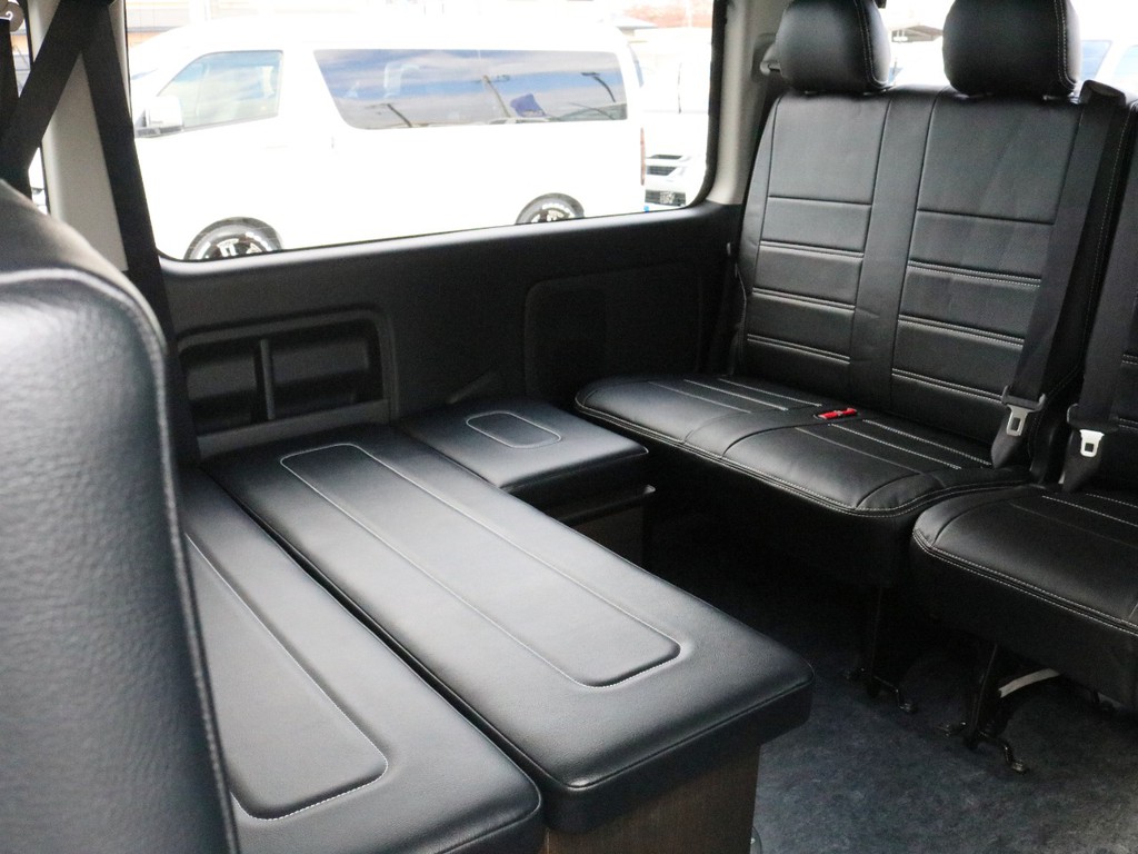 パネルを組み替えることによって3列目シートを活用することが可能です。