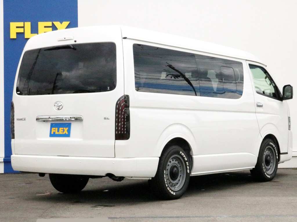 ハイエースの事なら専門店のＦＬＥＸハイエース神戸店へ！　新車中古車販売は勿論、経費が使えるリースやローンを使った販売など新たなハイエースライフを始めるお手伝いを致します！
