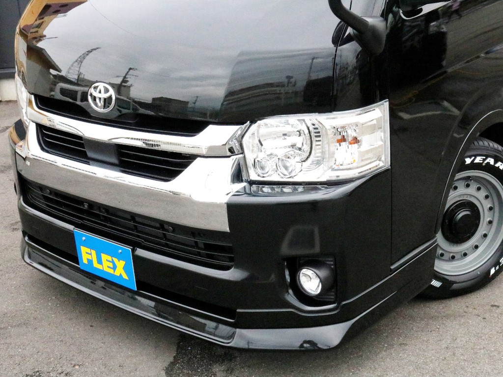 FLEXオリジナルデルフィーノラインフロントリップを装着済み！　フェイス回りが引き締まって見えます。