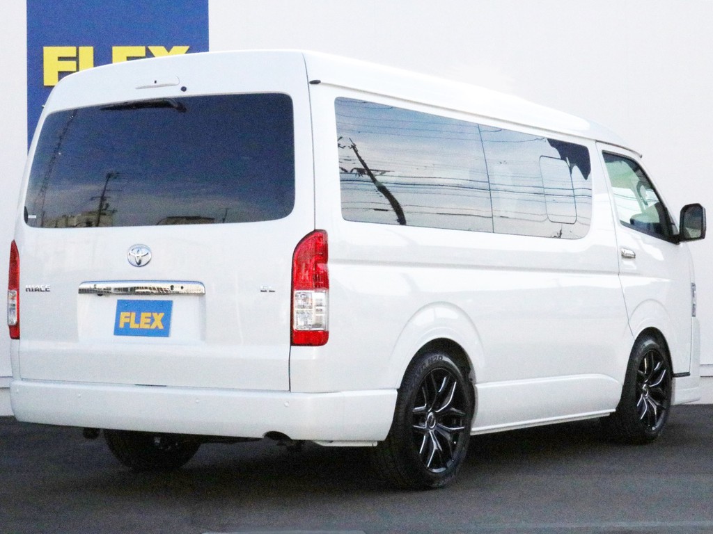 ハイエースの事なら専門店のＦＬＥＸハイエース神戸店へ！　新車中古車販売は勿論、経費が使えるリースやローンなど新たにハイエースライフを始めるお手伝いを致します！
